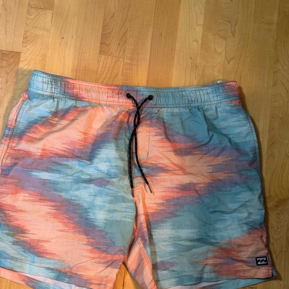 Men’s Billabong board shorts xxl